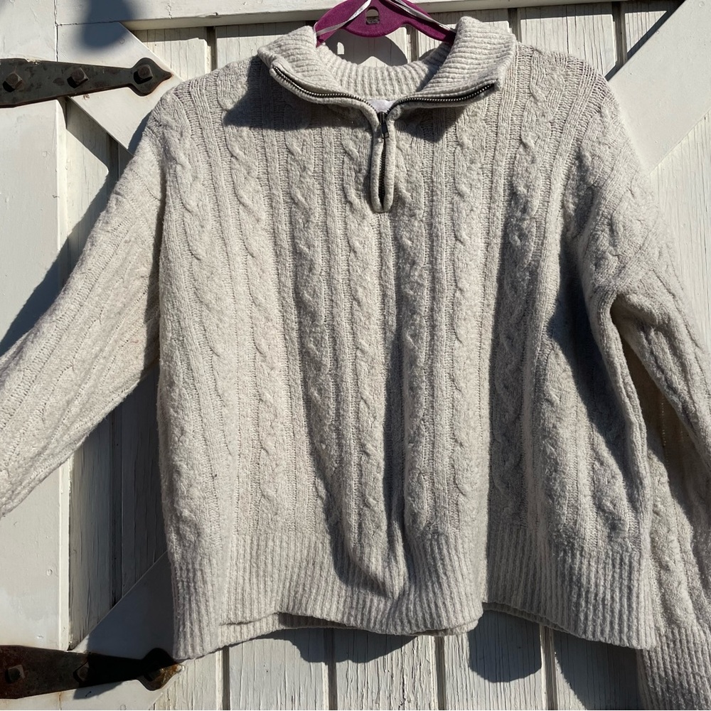 Olive and oak M sweater